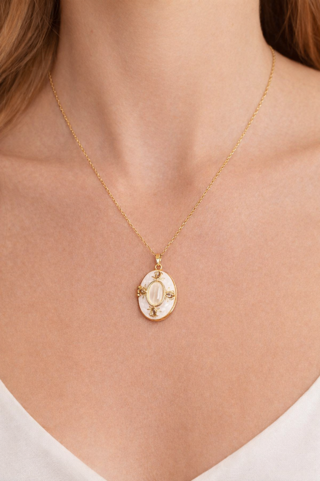 316L Çelik Gold Renk Alya Açılır Resimli Taşlı Kolye