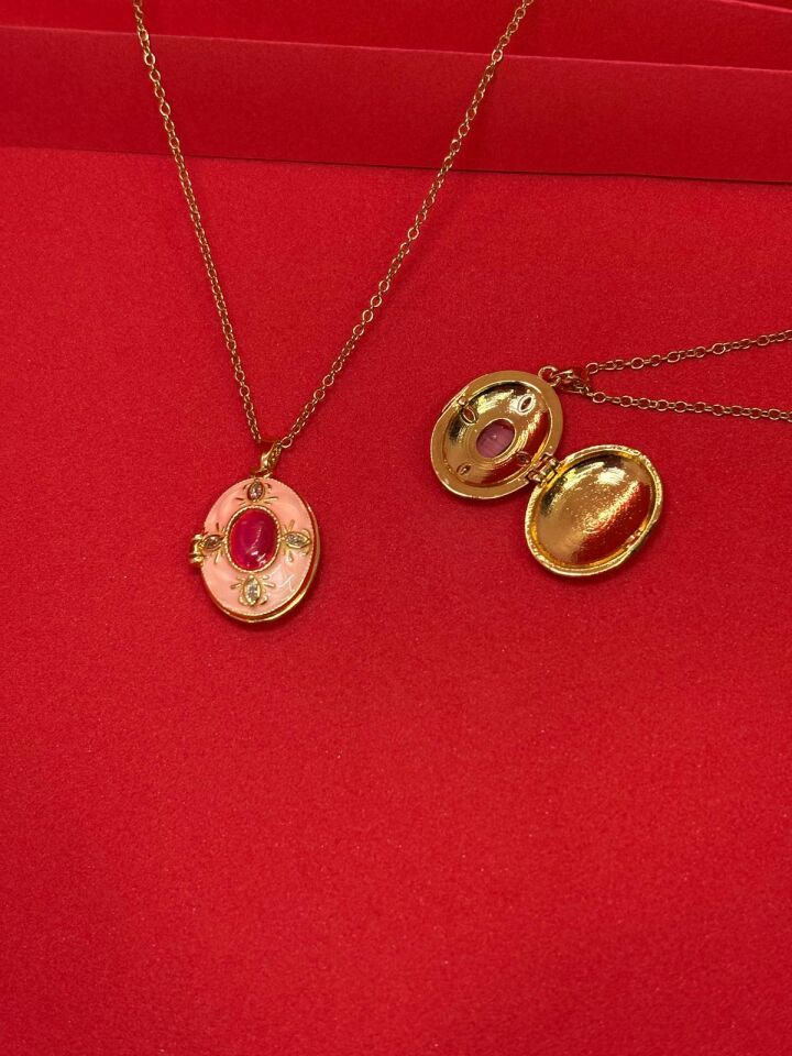 316L Çelik Gold Renk Alya Açılır Resimli Taşlı Kolye