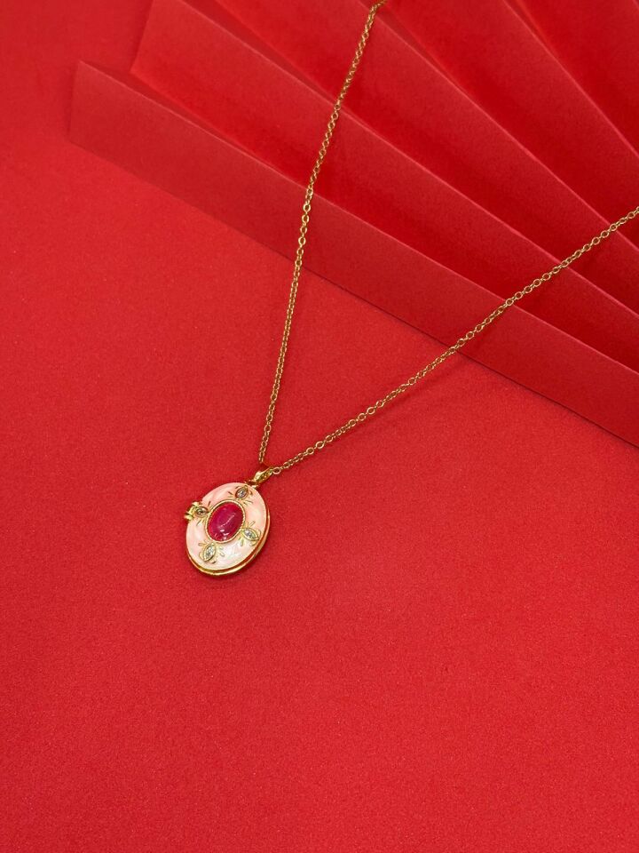 316L Çelik Gold Renk Alya Açılır Resimli Taşlı Kolye