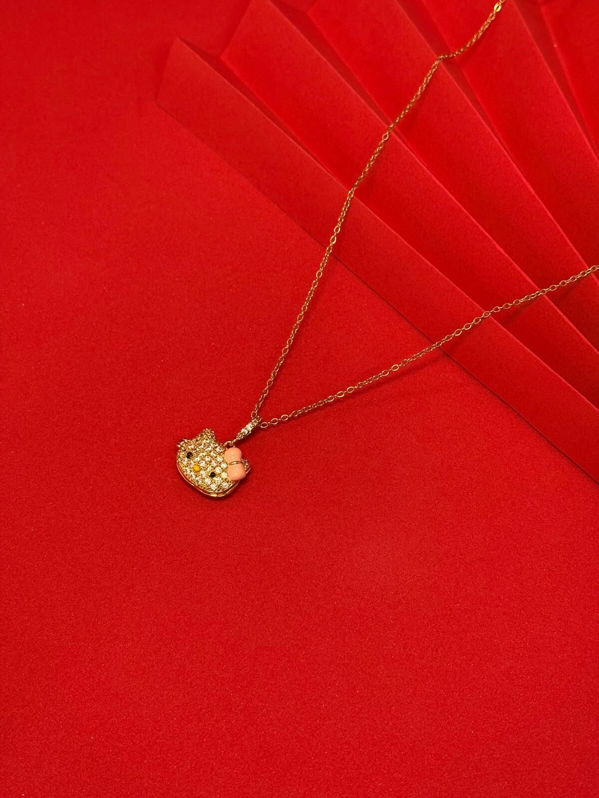 316L Çelik Gold Renk Alya Açılır Resimli Golden Kitty Kolye