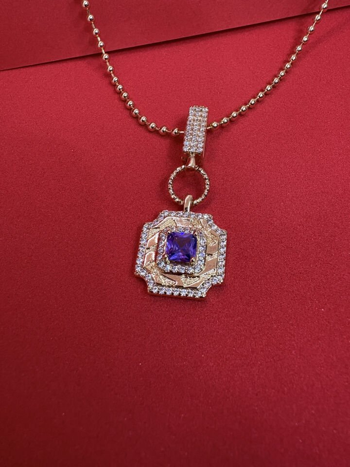 Mor Taşlı Gold Kolye