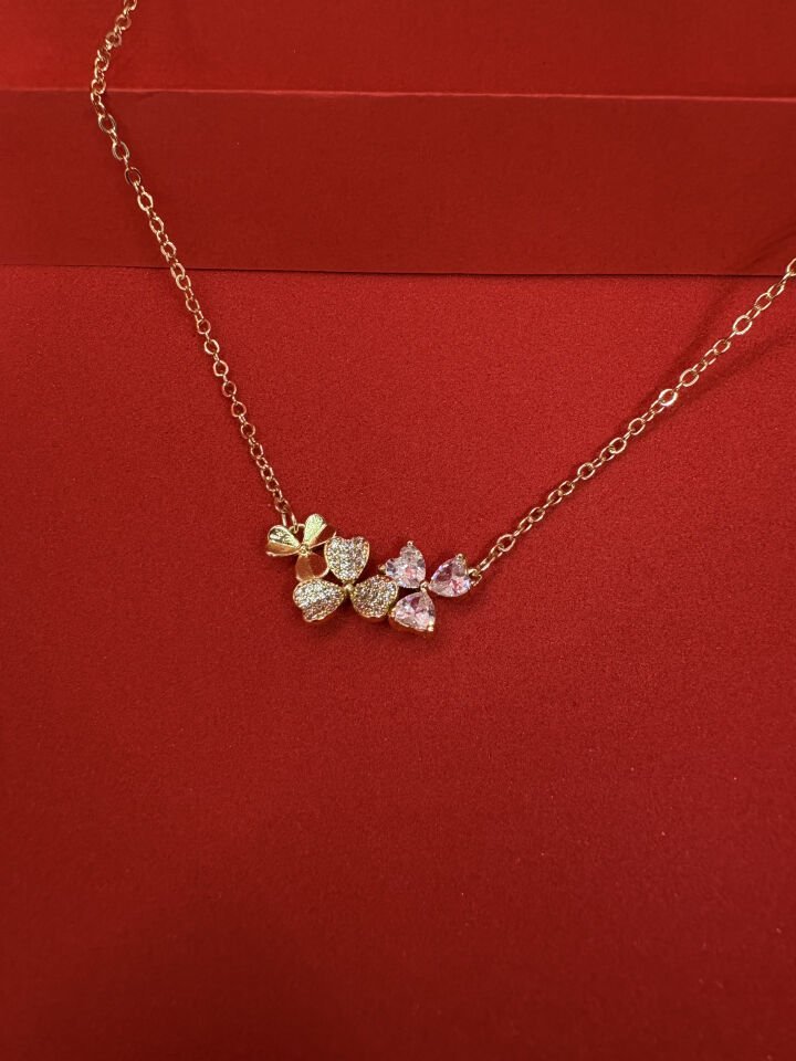 Şans Yoncası Kolye