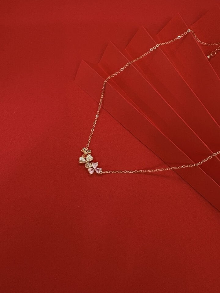 Şans Yoncası Kolye