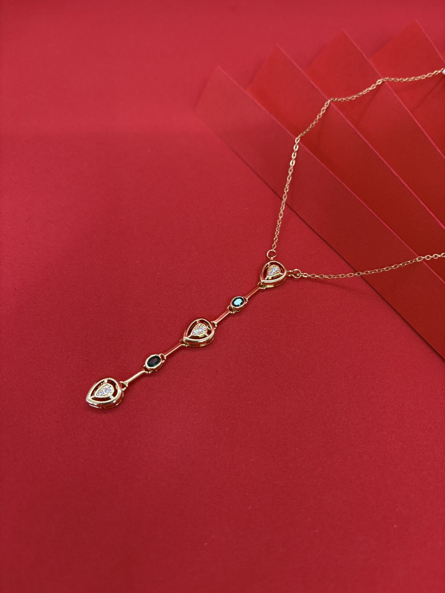 Taşlı Element Gold Y Kolye