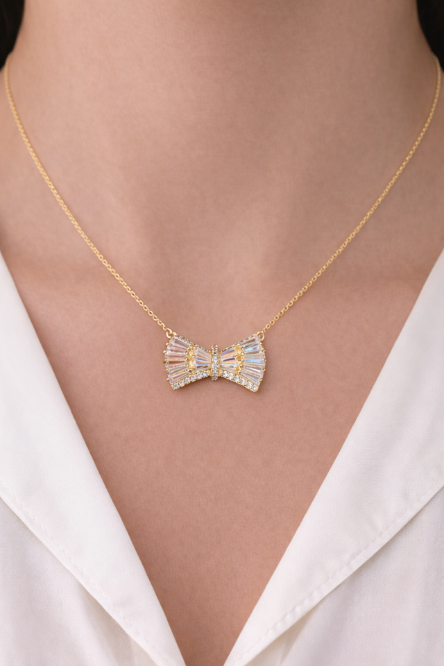 Taşlı Fiyonk Kolye