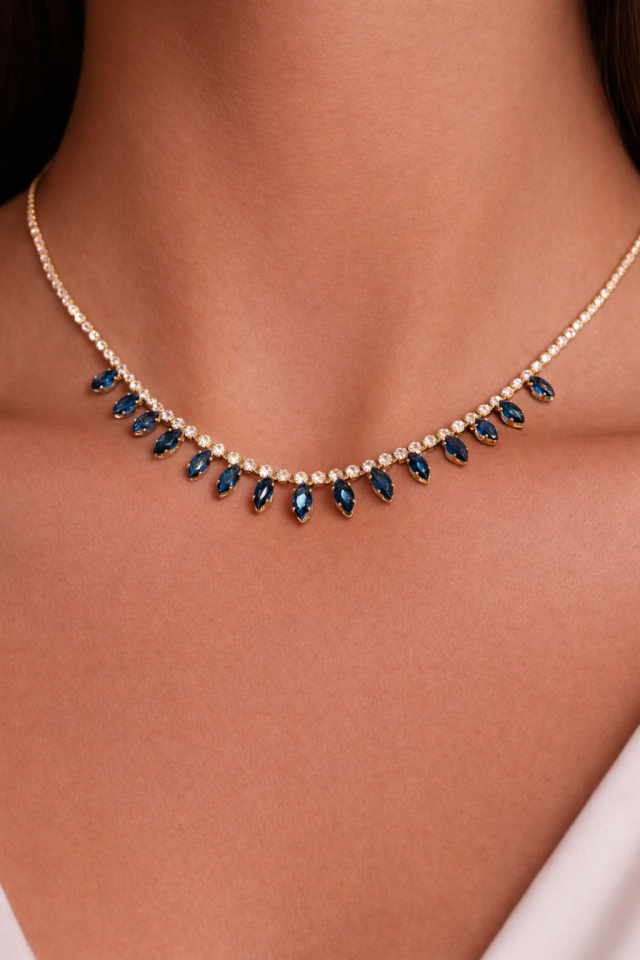 Lacivert Taşlı Su Yolu Kolye