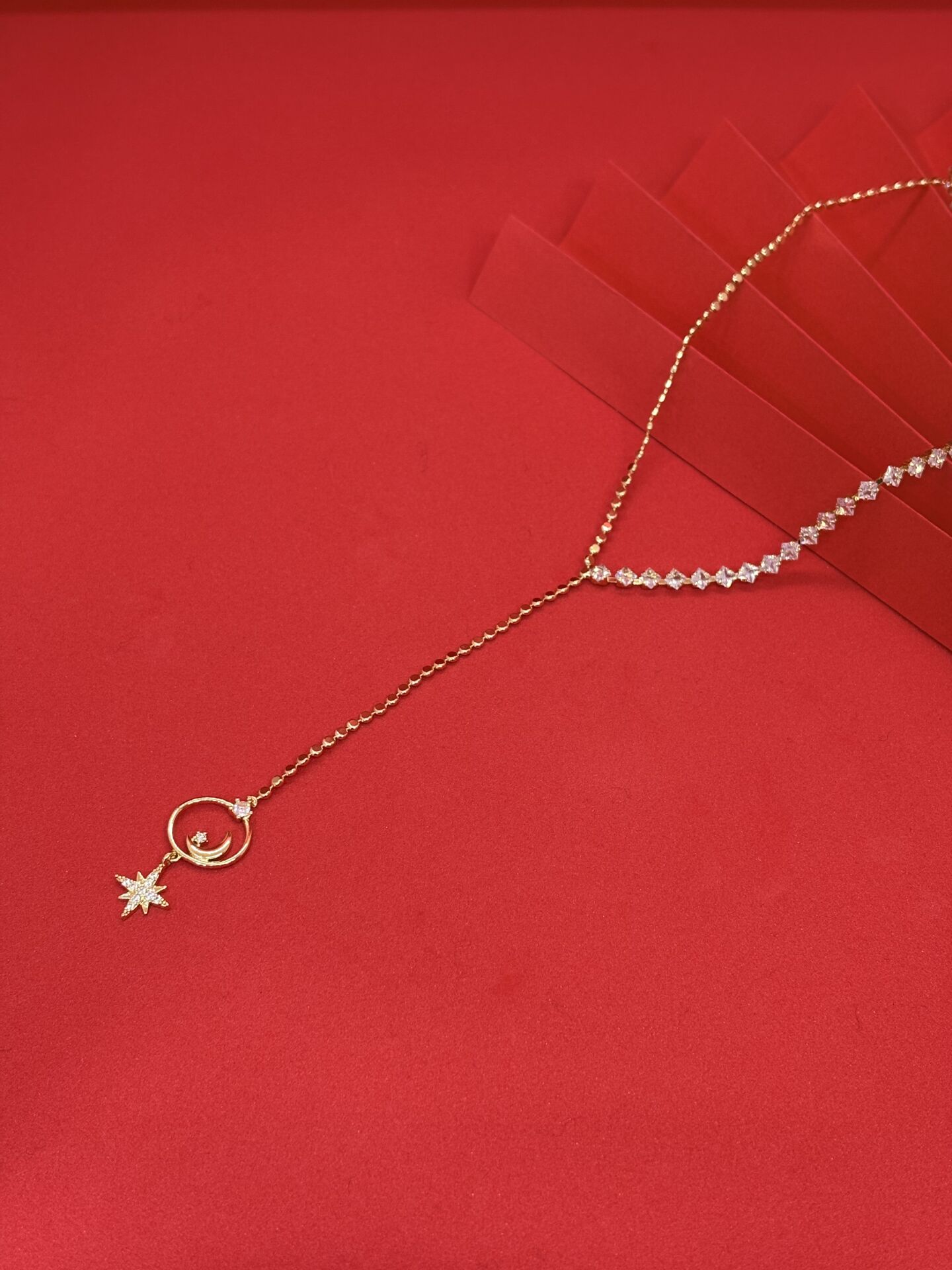 Zirkon Taşlı Gold Y Kolye