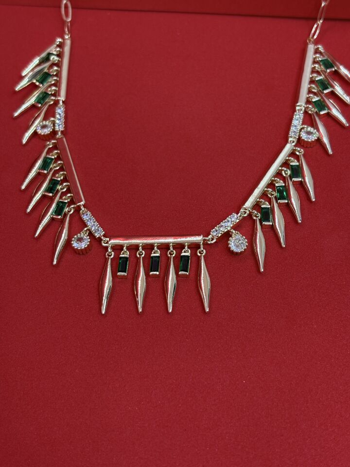 Xuping Zümrüt Kolye