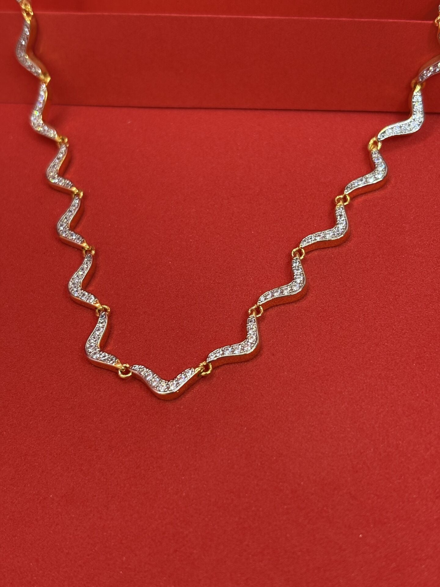 Xuping Zirkon Taşlı Kolye