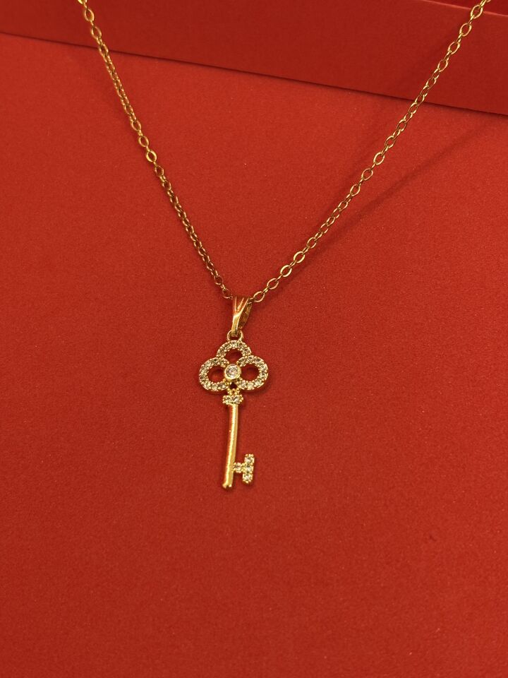 Taşlı Anahtar Kolye