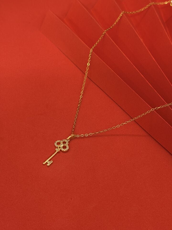 Taşlı Anahtar Kolye