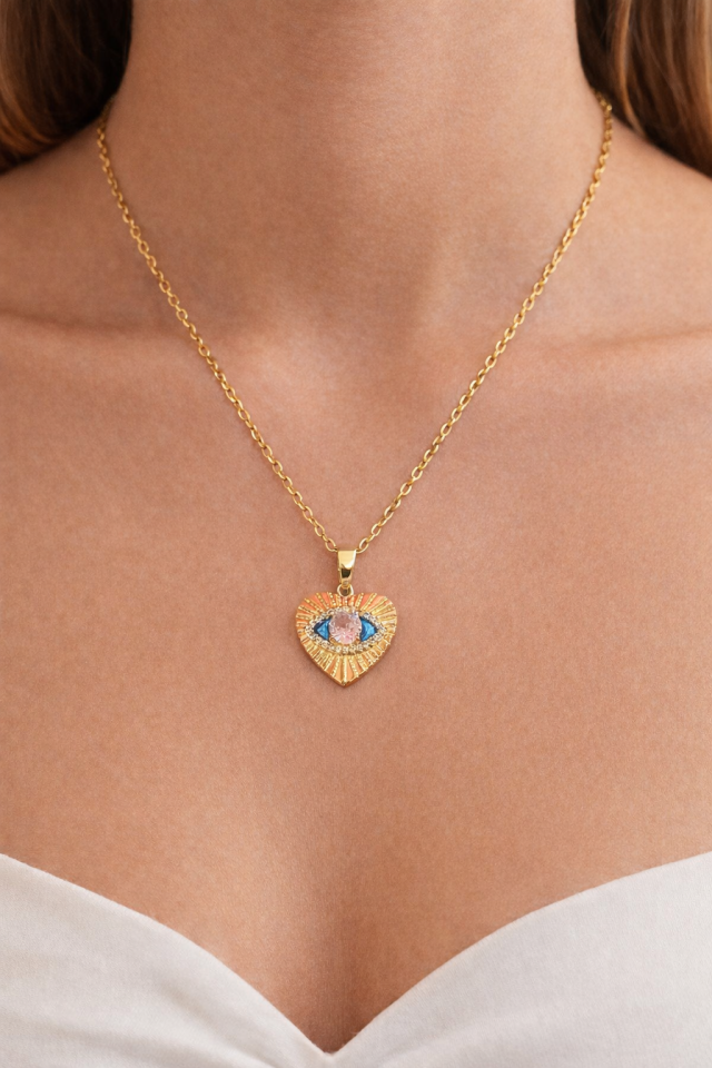 Taşlı Kalp Gözü Kolye