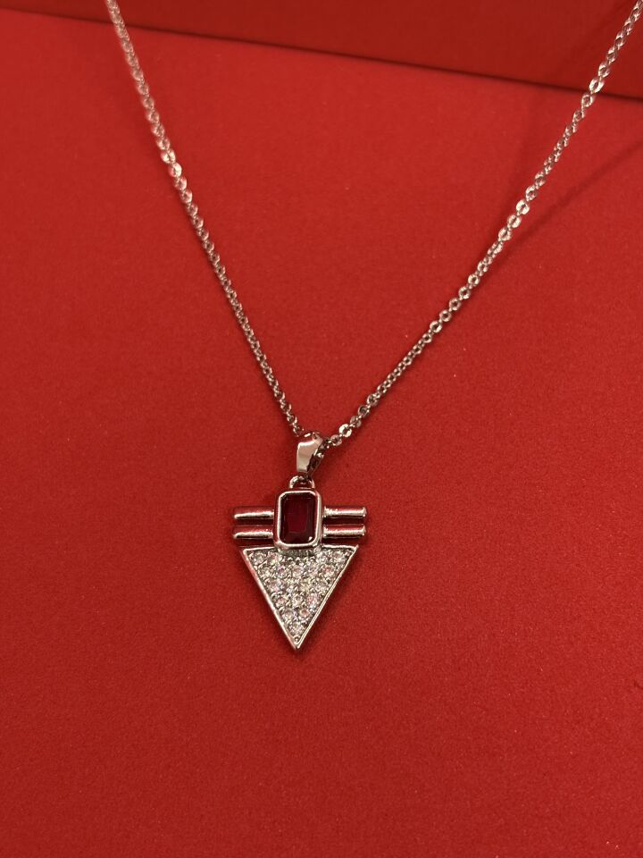 Geometrik Zirkon Taşlı Kolye