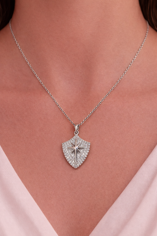 Zirkon Taşlı Kolye