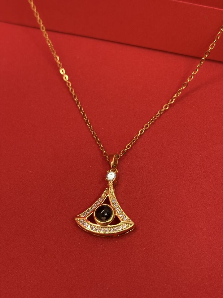 Zirkon Taşlı Kolye