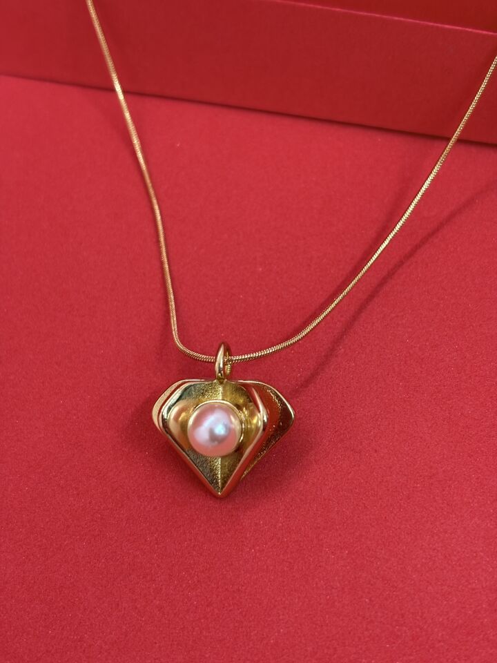 Melisa Takı & Aksesuar İnci Figür Kolye