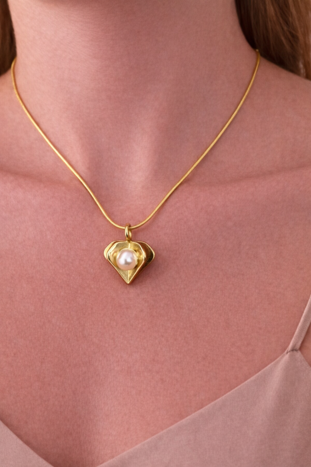 Melisa Takı & Aksesuar İnci Figür Kolye