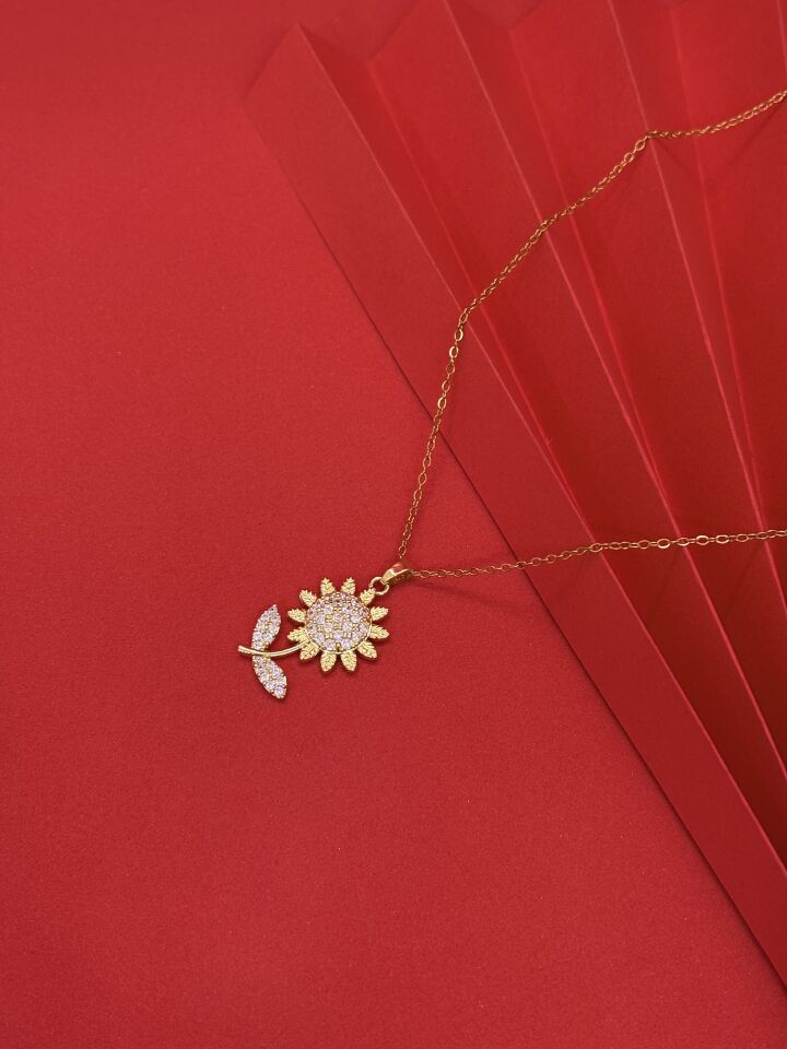 Zirkon Taşlı Ay Çiçeği Kolye