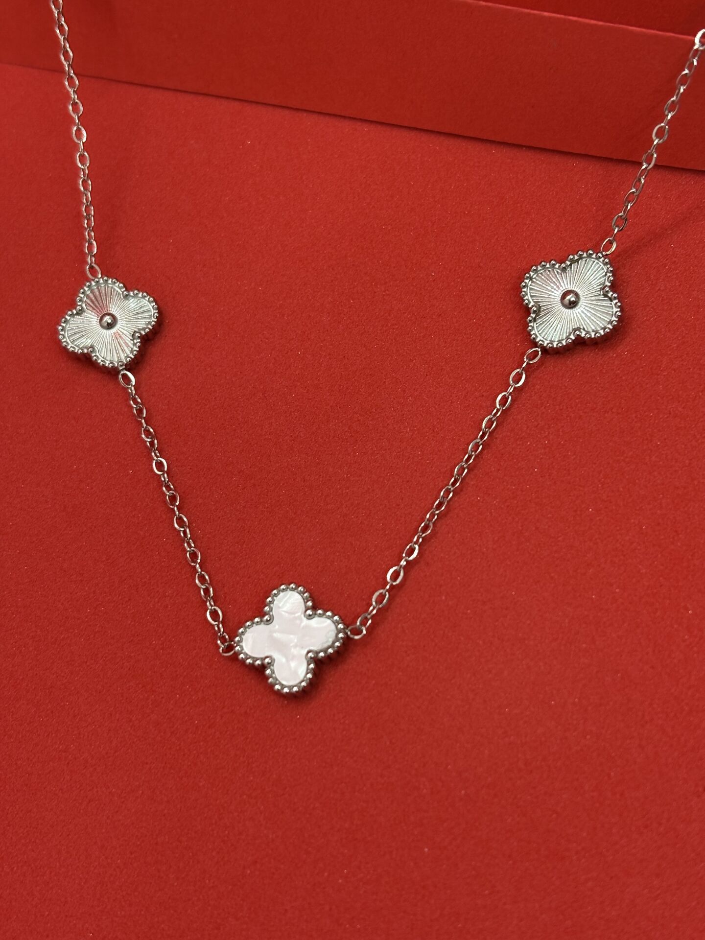 Van Clef Yonca Kolye