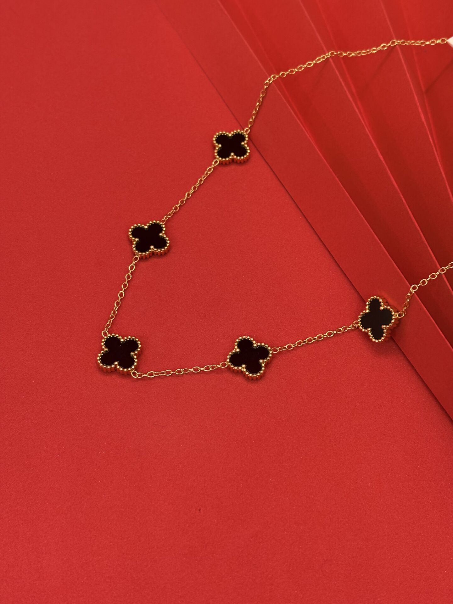 Van Clef Yonca Kolye