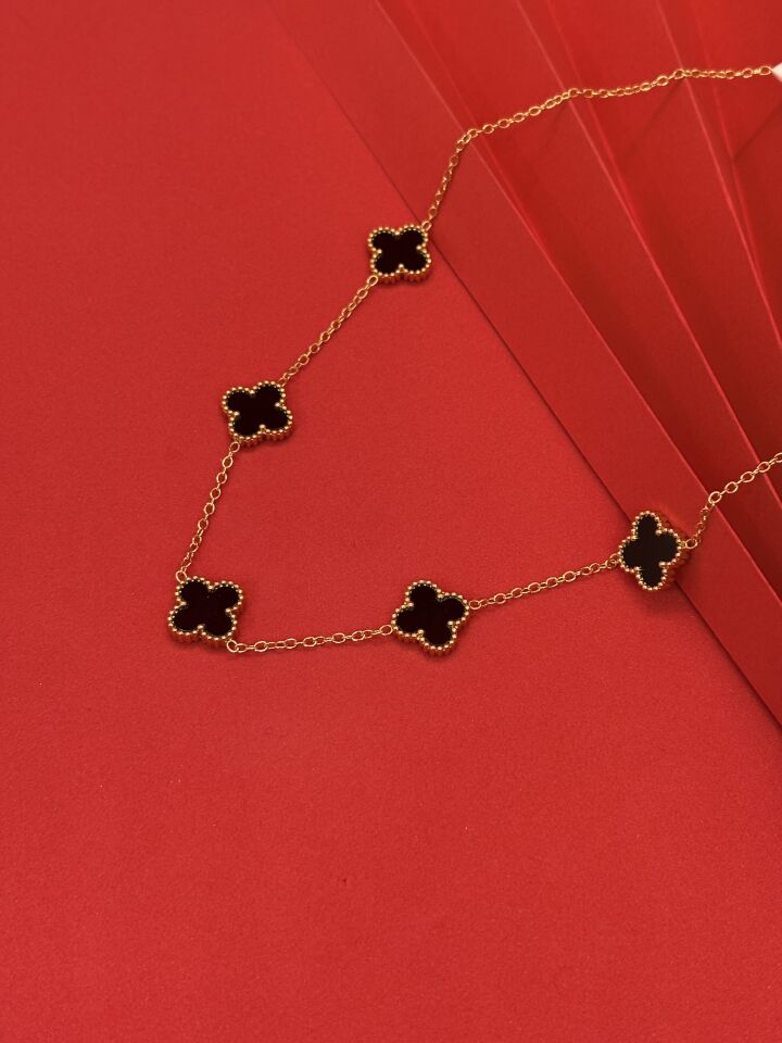 Van Clef Yonca Kolye