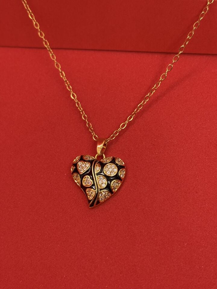 Zirkon Taşlı Kalp Kolye