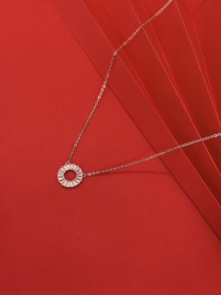 Zirkon Taşlı Halka Kolye