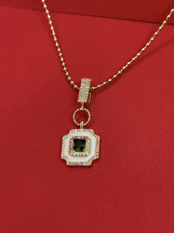 Premium Taşlı Gold Kolye