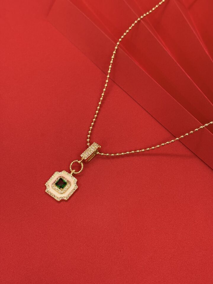 Premium Taşlı Gold Kolye