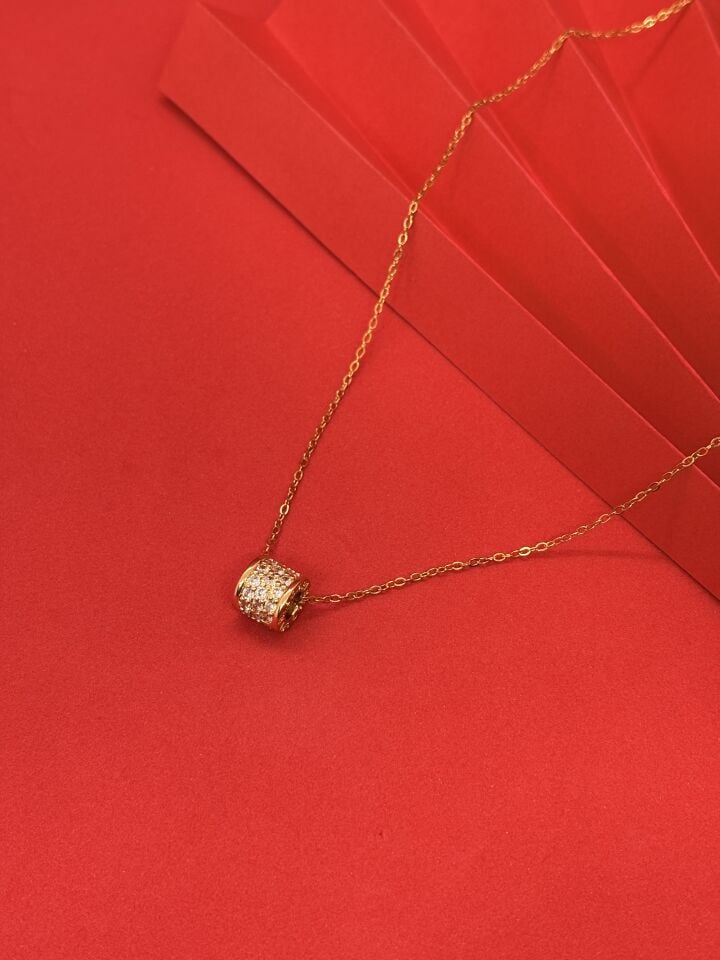 Zirkon Taşlı Kolye