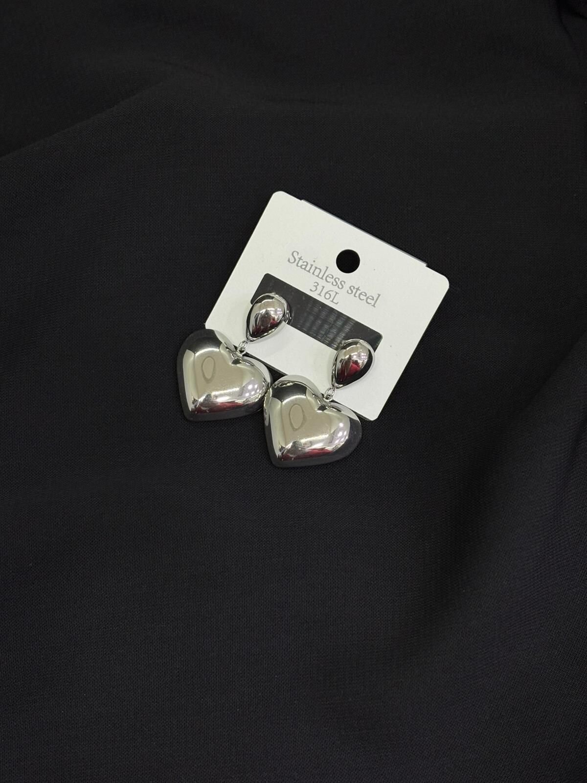 316L Çelik Gümüş Renk Kalp Küpe