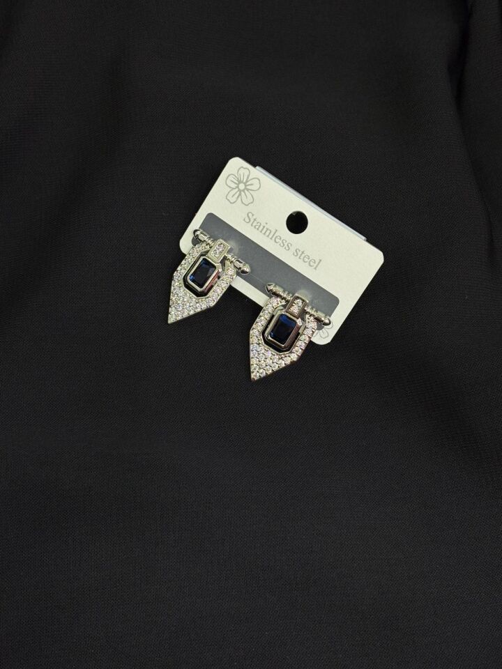 316L Çelik Gümüş Renk Taşlı Küpe