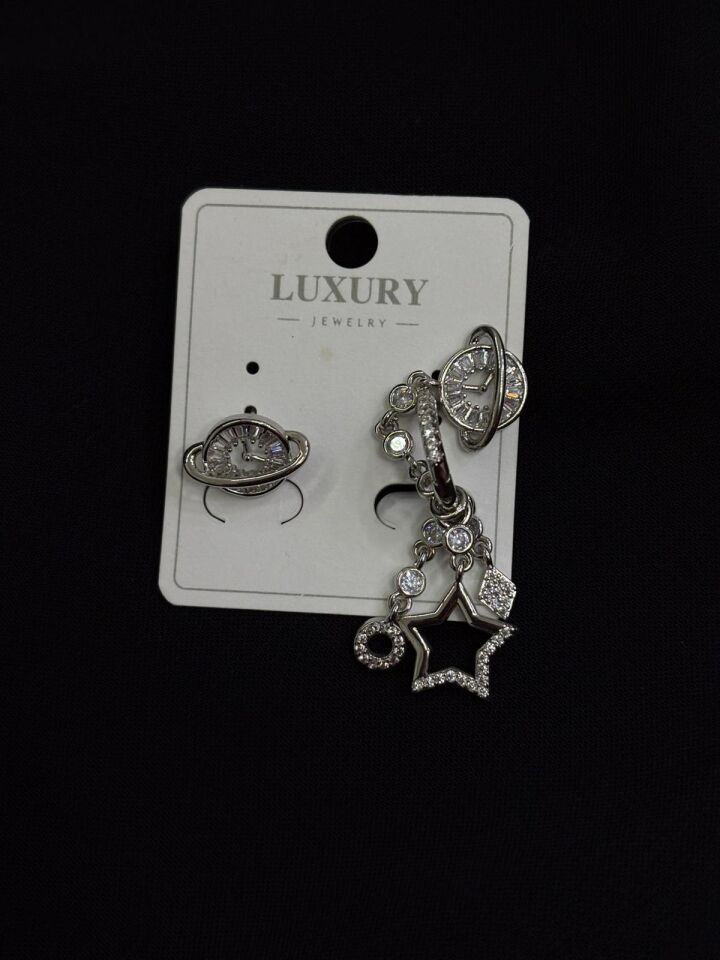 Luxury Gümüş Renk Gezegen Küpe