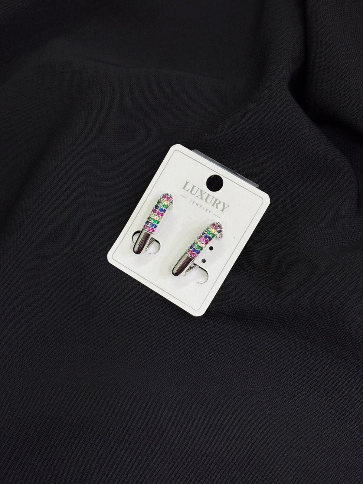 Luxury Gümüş Renk Taşlı Küpe