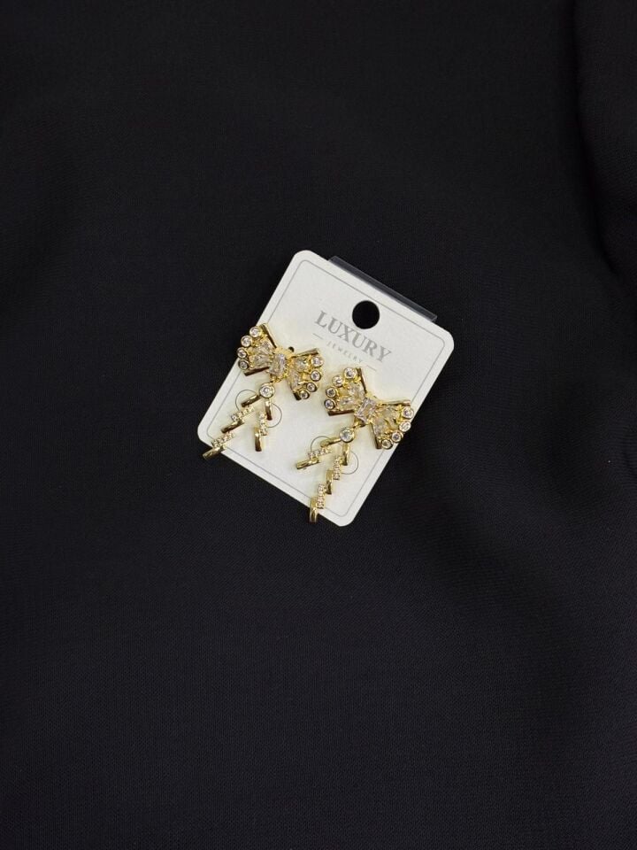 Luxury Gold Renk Zirkon Taşlı Fiyonk Küpe