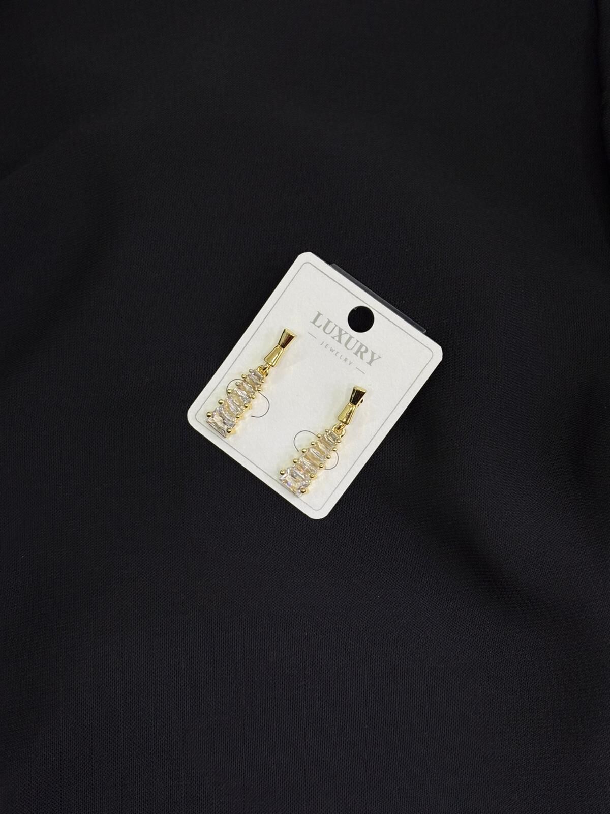 Luxury Gold Renk Taşlı Küpe