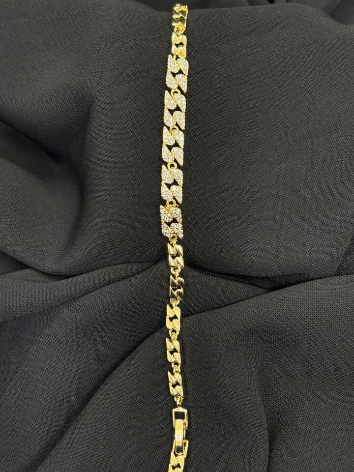 14K Gold Renk Kaplama CM Zirkon Bileklik