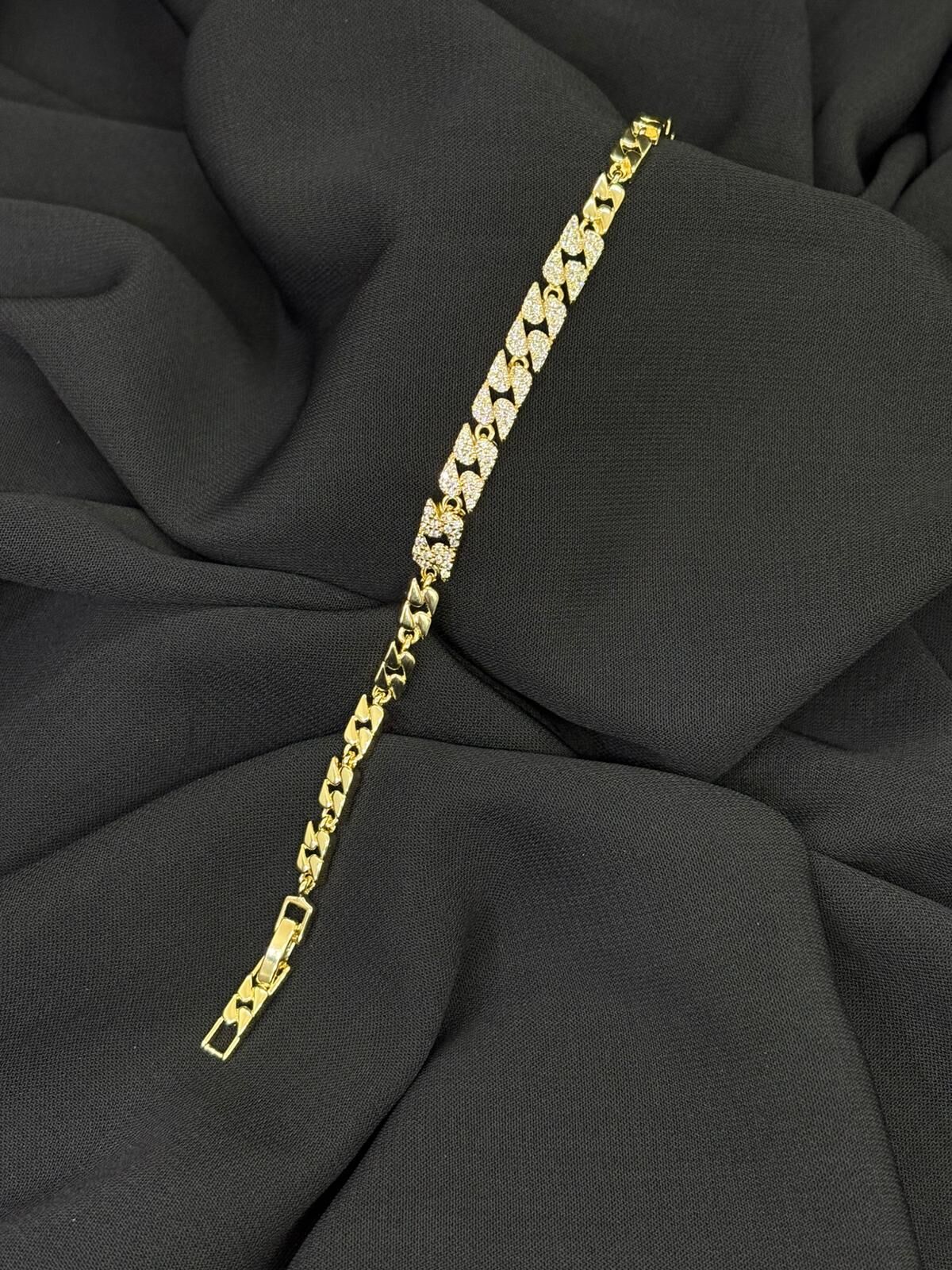 14K Gold Renk Kaplama CM Zirkon Bileklik