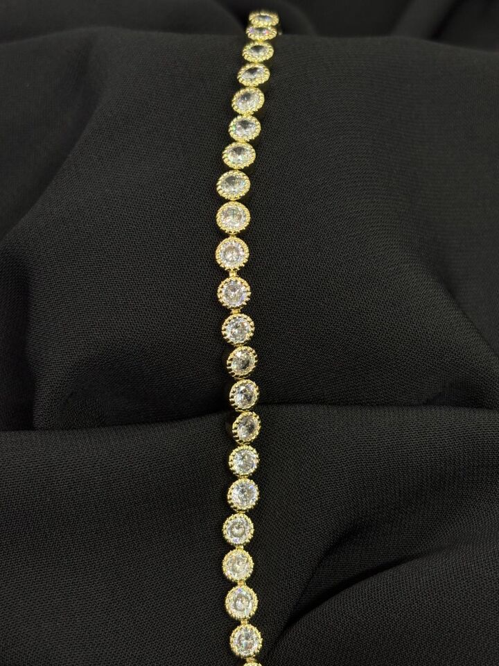 14K Gold Renk Kaplama CM Taşlı Bileklik