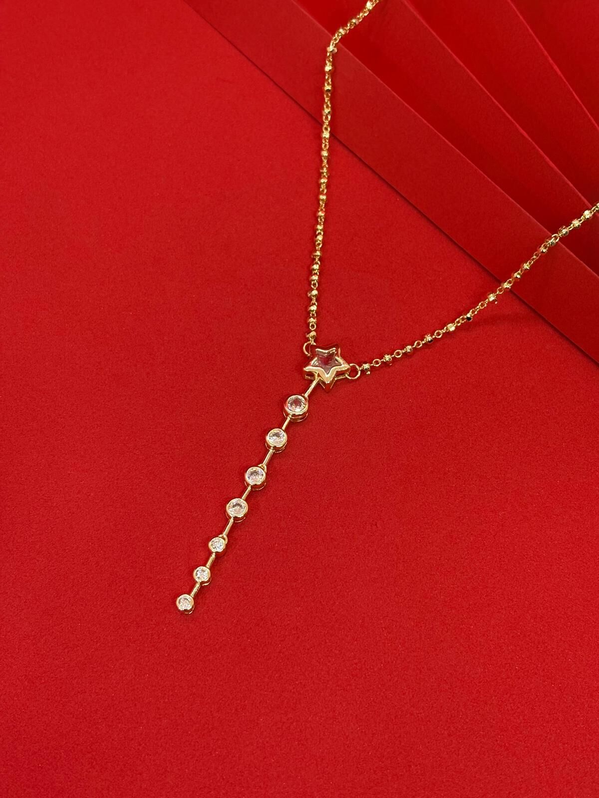 14K Gold Renk Kaplama Xuping Yıldız Taşlı Y Kolye