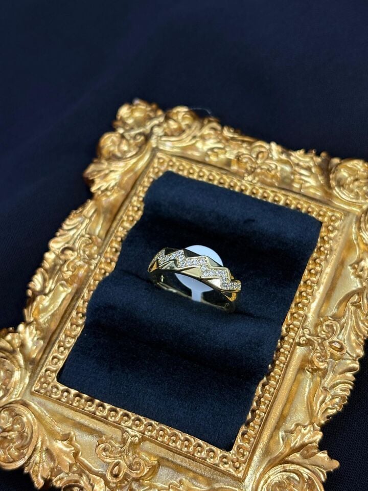 14K Gold Renk Kaplama Xuping 3 Zirkon Taşlı Yüzük