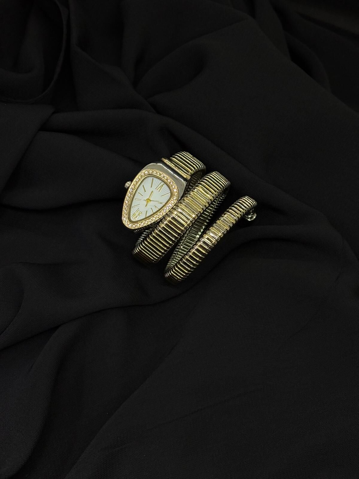 Melisa Takı & Aksesuar Çelik Gümüş - Gold Renk Yılan Saat