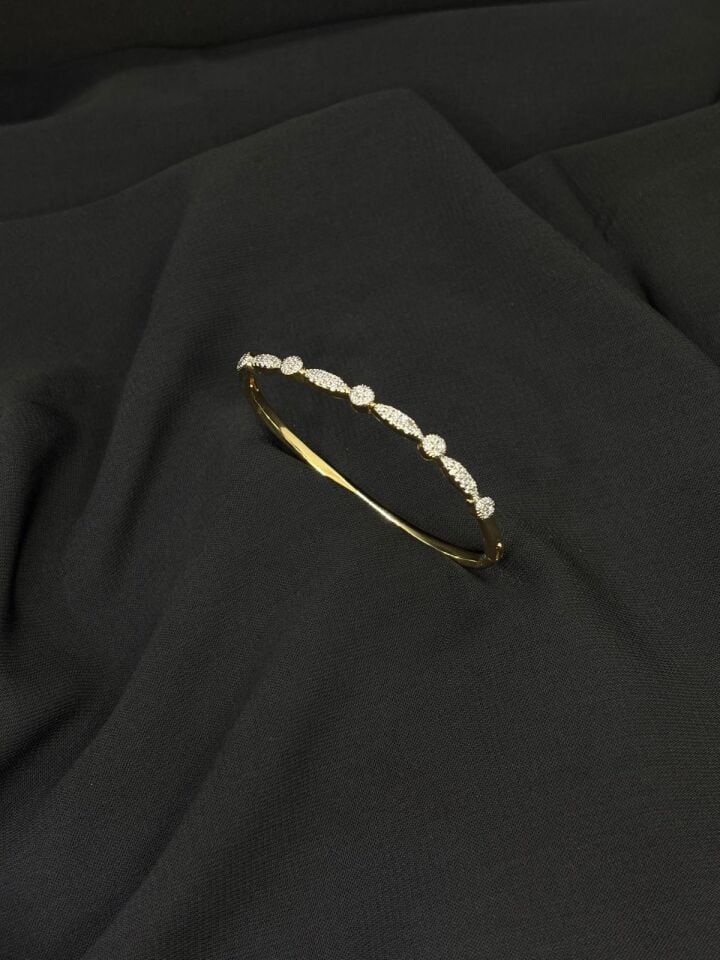 14K Gold Renk Kaplama CM Zirkon Kelepçe Bileklik