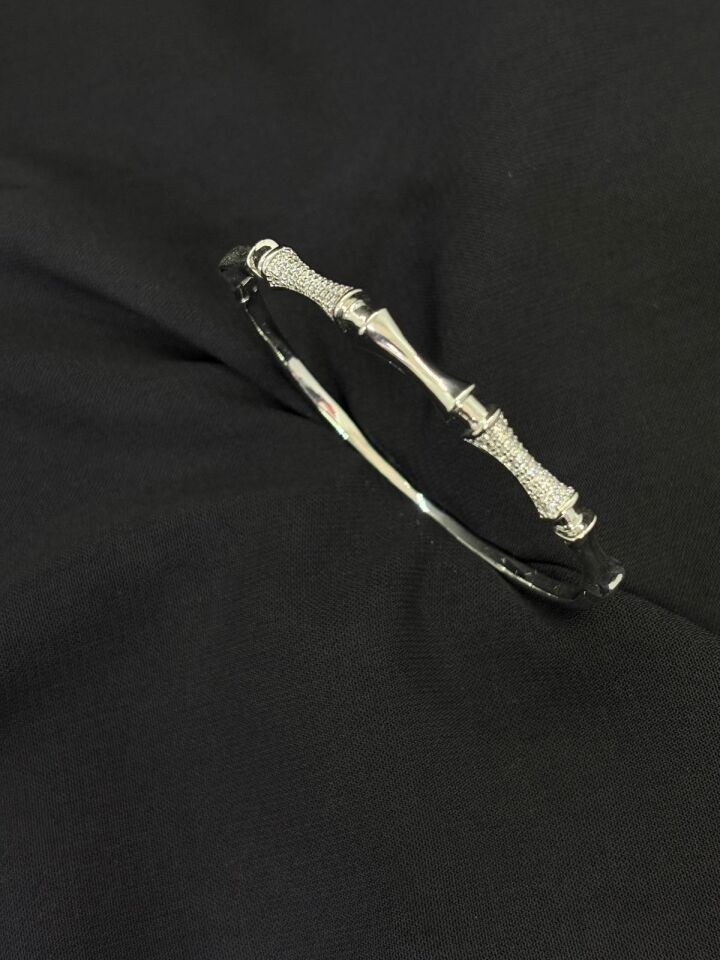 14K Gümüş Renk Kaplama CM Zirkon Kemik Kelepçe Bileklik