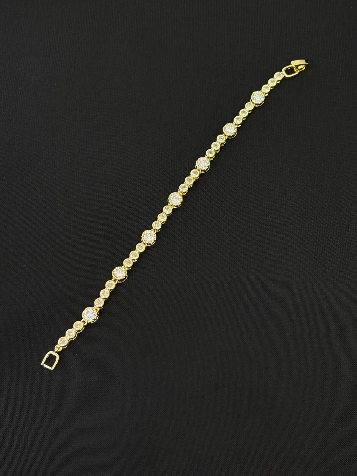 14K Gold Renk Kaplama CM Zirkon Taşlı Bileklik