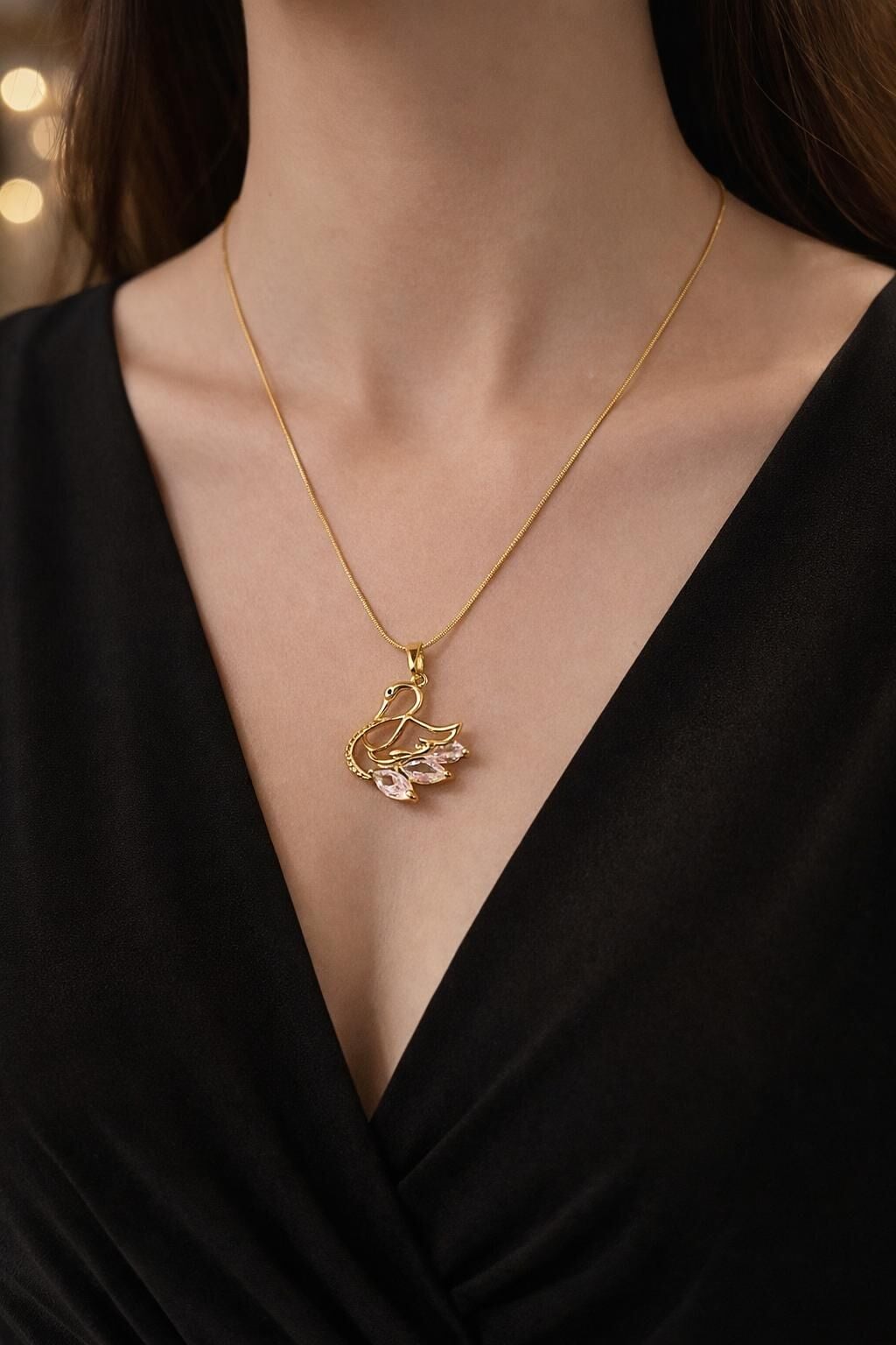 Melisa Takı & Aksesuar 316L Çelik Gold Renk Kuğu Figür Taşlı Kolye