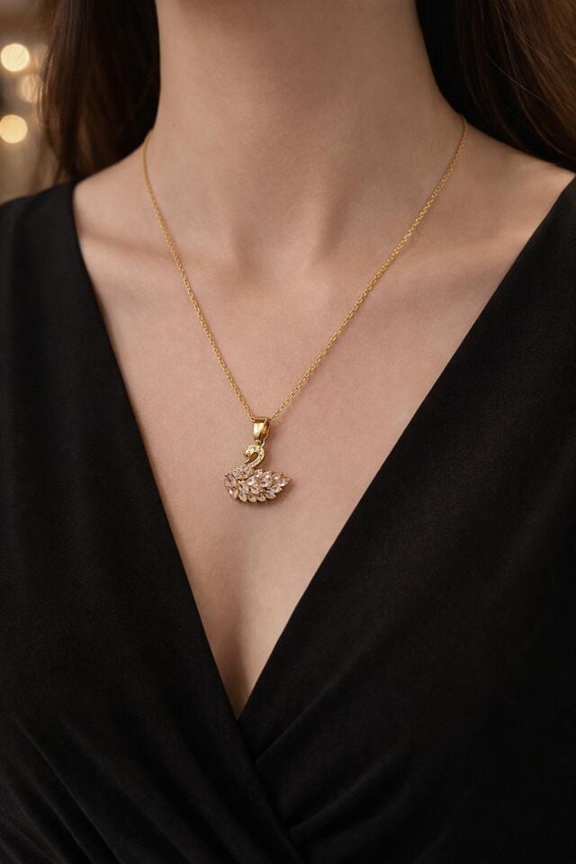 Melisa Takı & Aksesuar 316L Çelik Gold Renk Kuğu Figür Taşlı Kolye