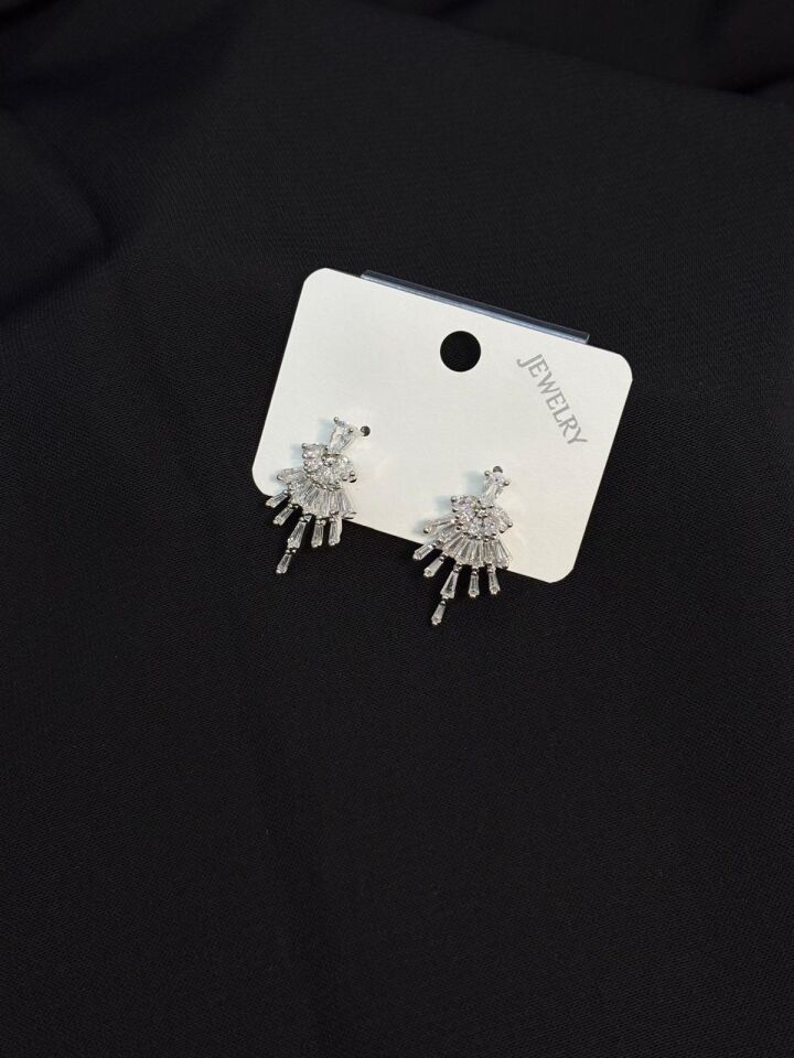 Melisa Takı & Aksesuar Jewelry Çelik Gümüş Renk Taşlı Küpe