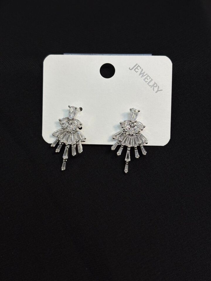 Melisa Takı & Aksesuar Jewelry Çelik Gümüş Renk Taşlı Küpe