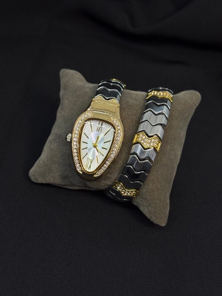 Melisa Takı & Aksesuar Çelik Siyah - Gold Renk Yılan Saat